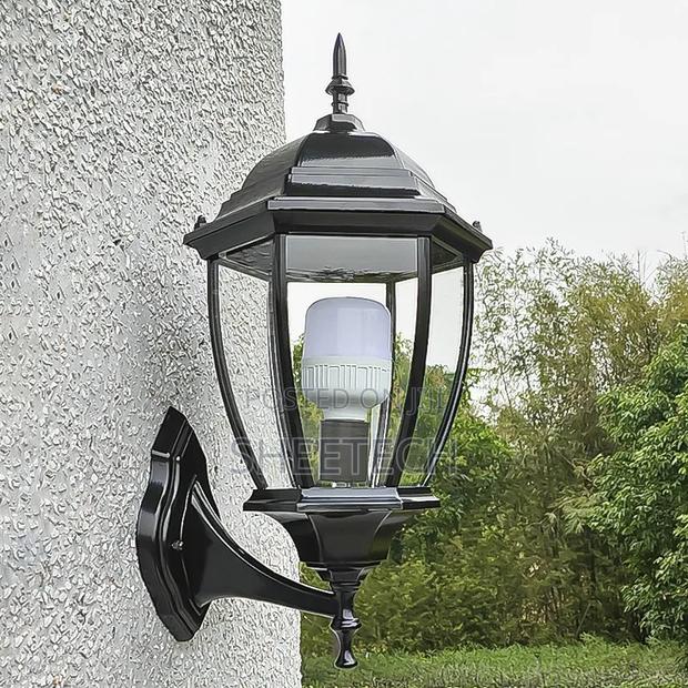 Black Angle Gatelight