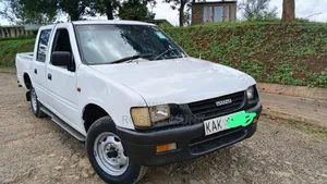 Isuzu Tougher 2000 White