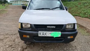 Isuzu Tougher 2000 White