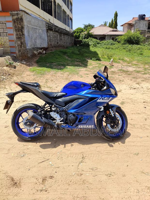 Yamaha R3 2022 Blue - thumbnail 3