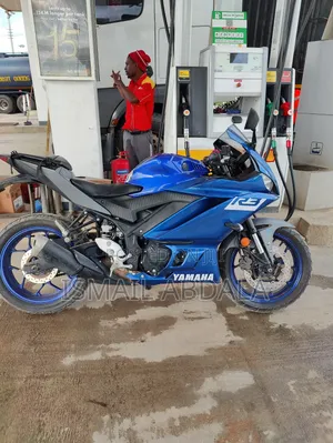 Yamaha R3 2022 Blue