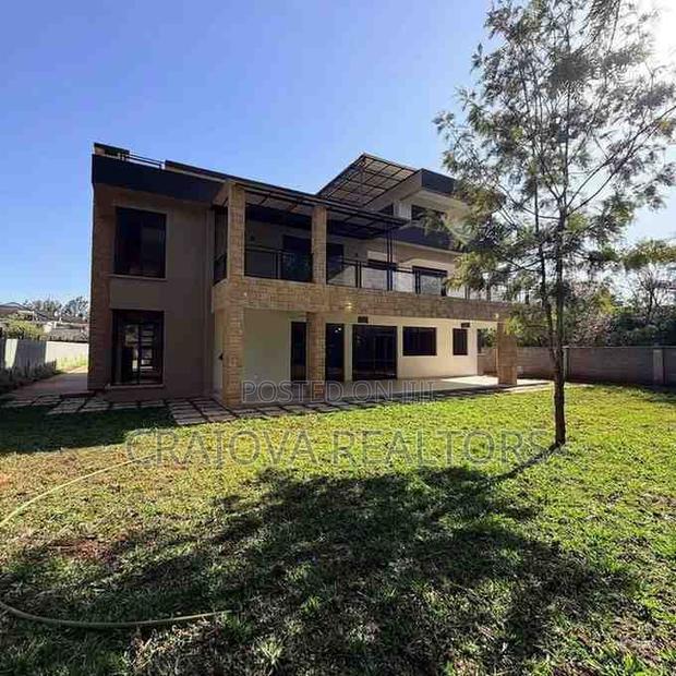 6bdrm Villa in Hardy for sale - thumbnail 2