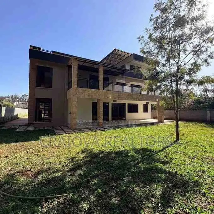 6bdrm Villa in Hardy for sale