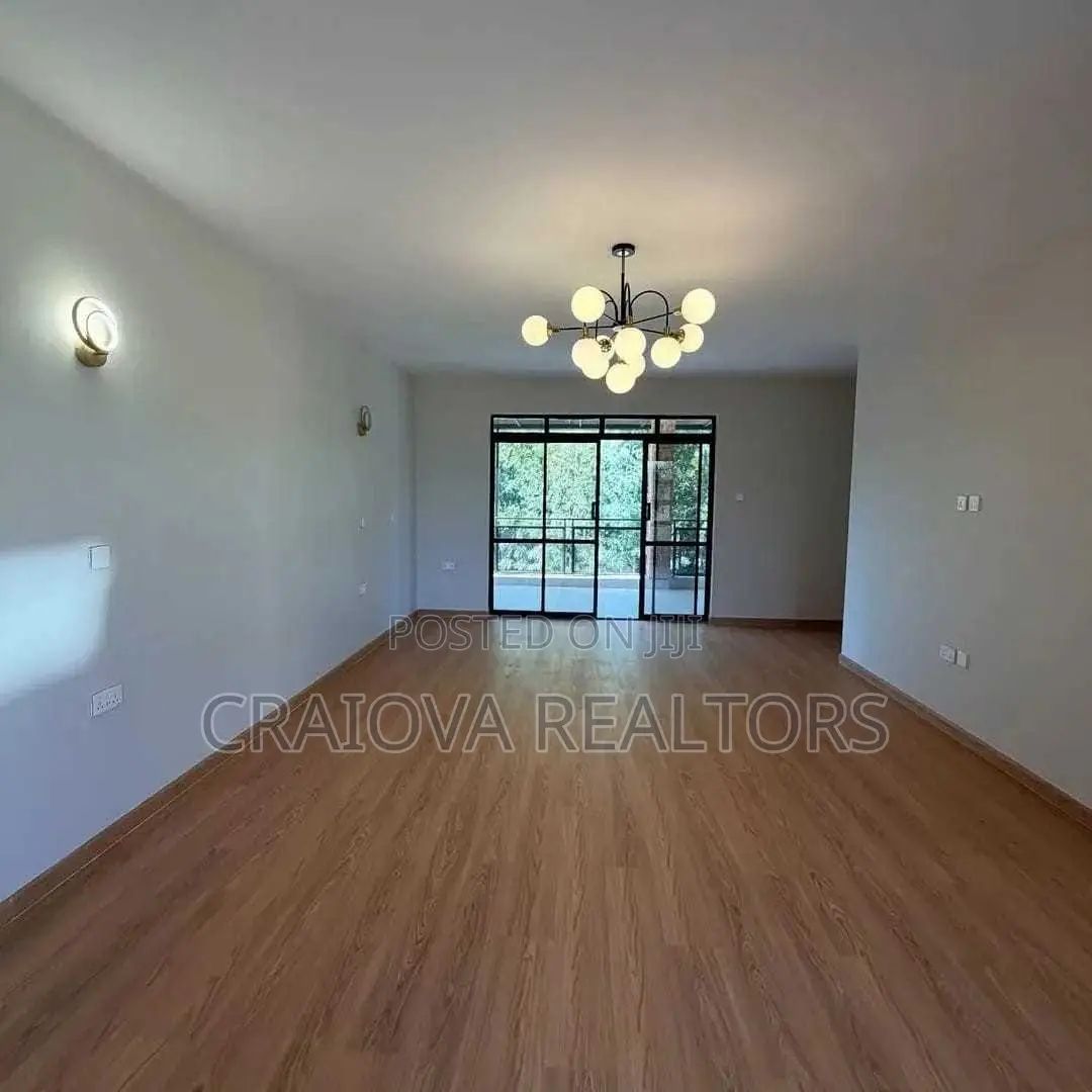 6bdrm Villa in Hardy for sale