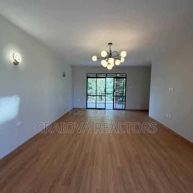 6bdrm Villa in Hardy for sale - thumbnail 7