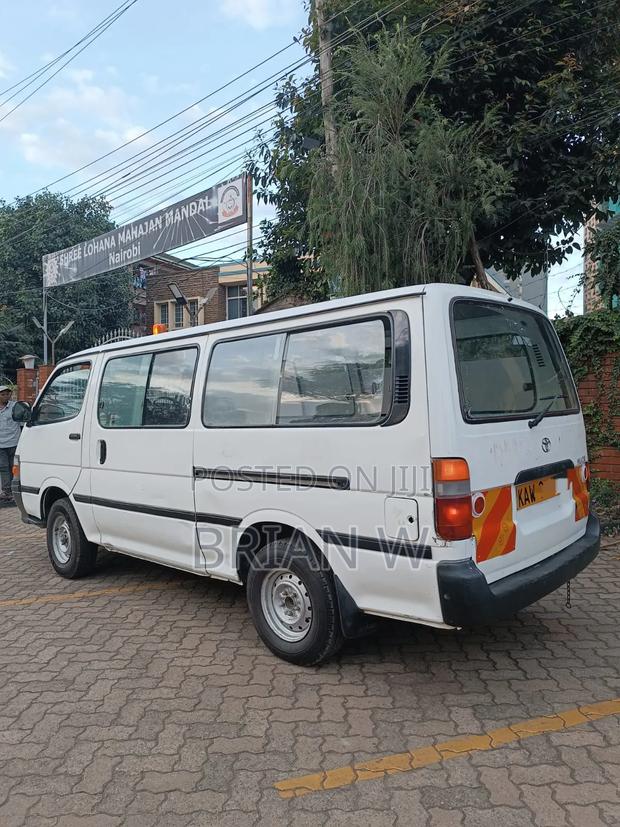 Toyota HiAce 2008 White - thumbnail 3