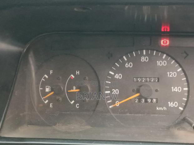 Toyota HiAce 2008 White - thumbnail 8