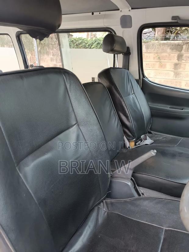 Toyota HiAce 2008 White - thumbnail 11