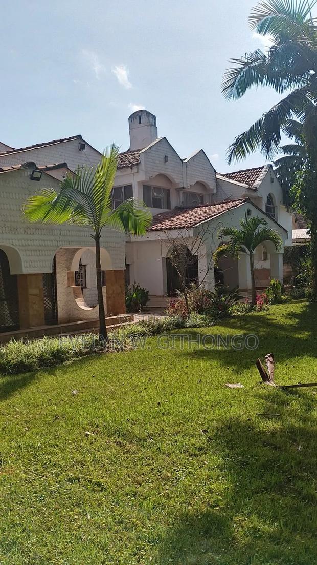 5bdrm Mansion in Ridgeways for rent - thumbnail 9