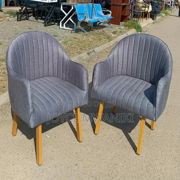 2manicure Seats, Grey Light. 