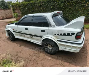 Toyota Corolla 1997 White