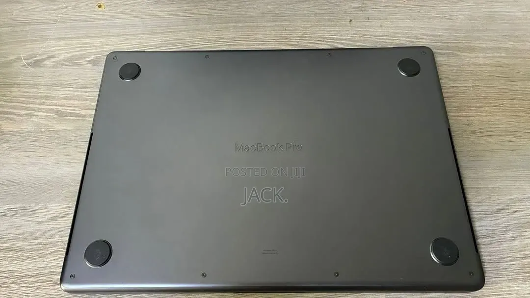 Laptop Apple MacBook Pro 2024 M4 Pro 24GB Apple M4 Pro SSD 512GB