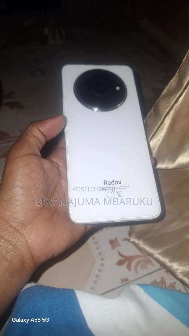 Realme 10 64 GB White - main view