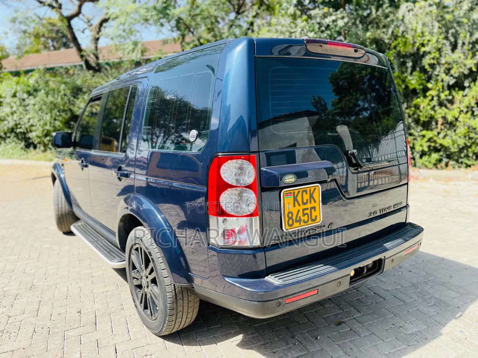 Land Rover Discovery 2009 Blue