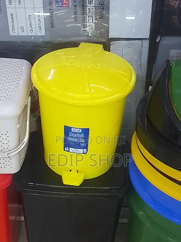 Adixx Pedal Dust Bin