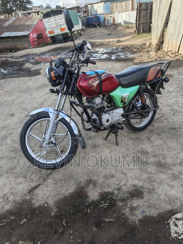 Bajaj Boxer 100 2021 Red - thumbnail 3