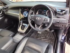 Toyota Harrier 2.0 2020 Black