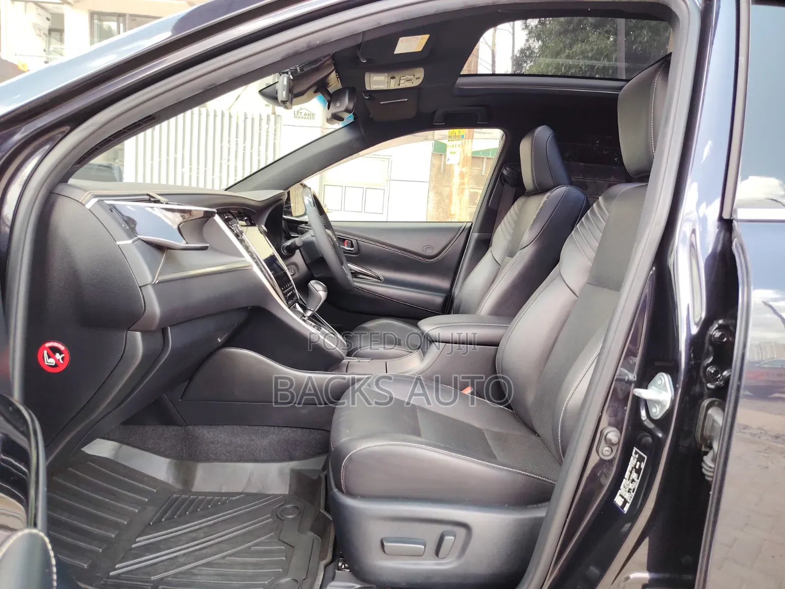 Toyota Harrier 2.0 2020 Black