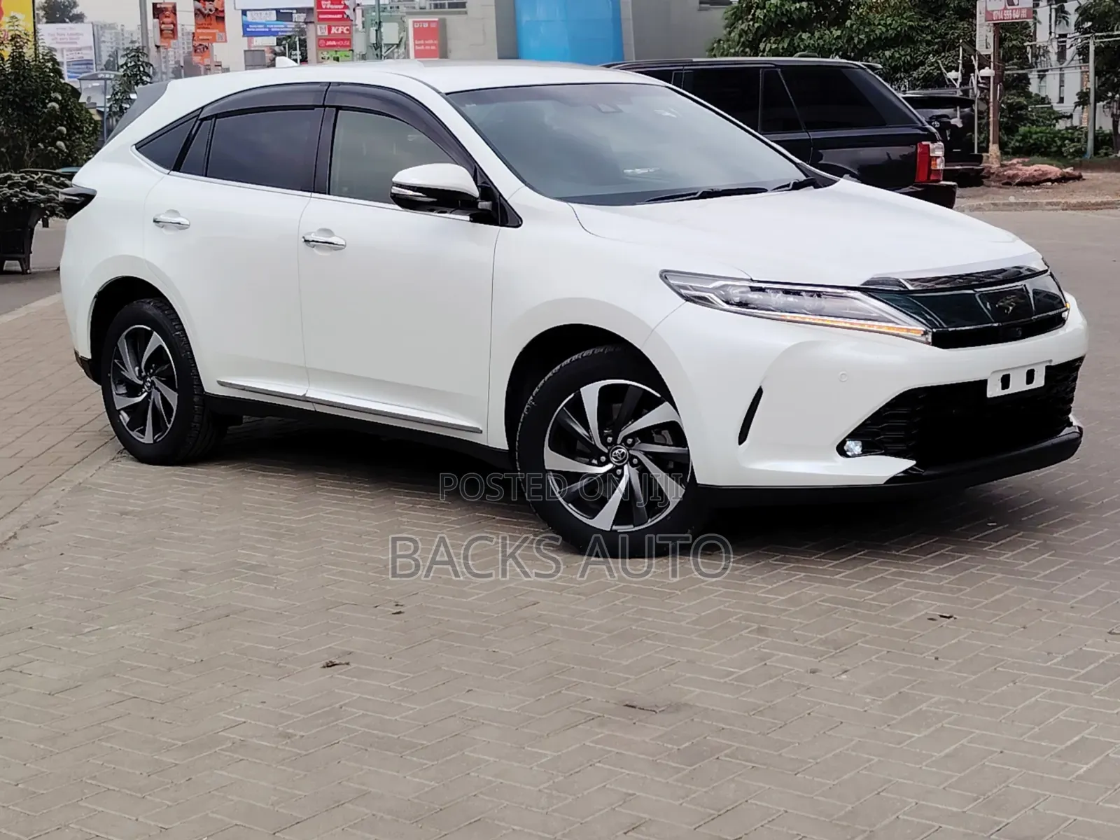 Toyota Harrier 2.0 Turbo 2019 White