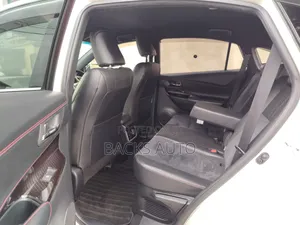 Toyota Harrier 2.0 Turbo 2019 White