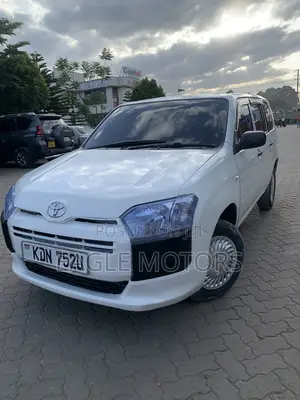 Toyota Succeed SV Premium 2016 White