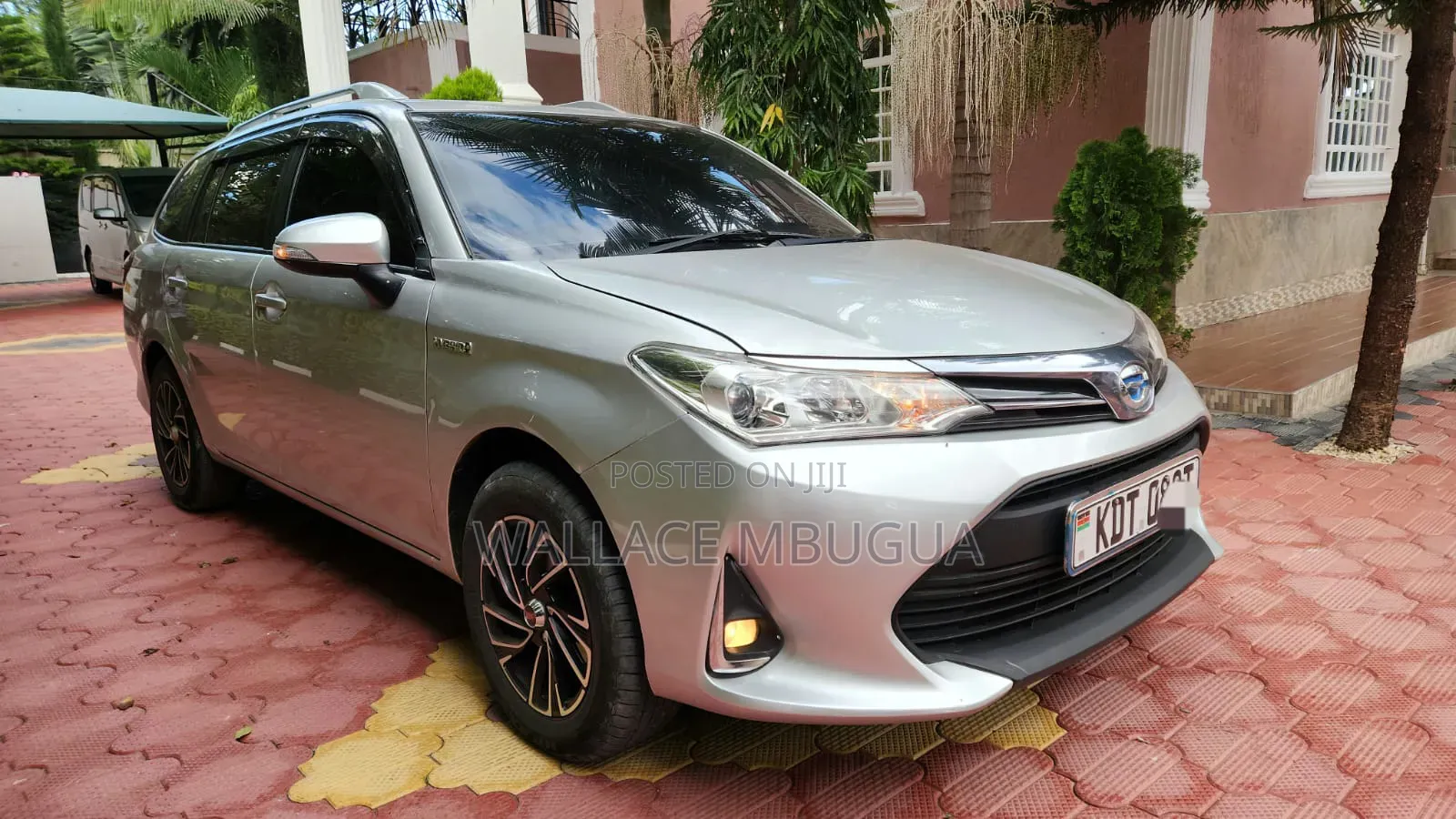 Toyota Corolla Fielder 2019 Silver