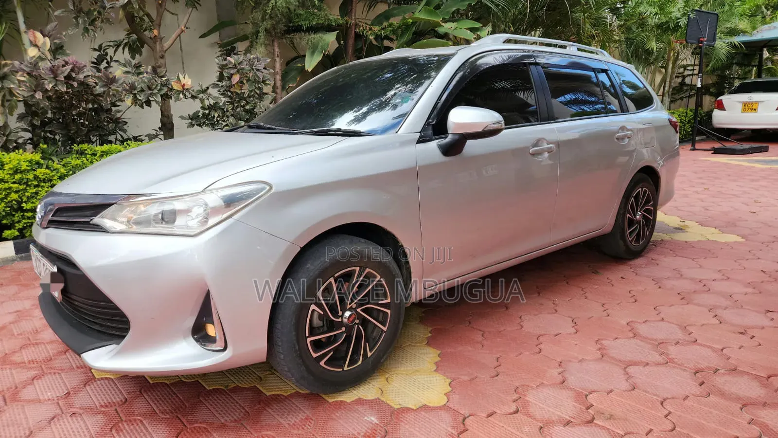 Toyota Corolla Fielder 2019 Silver