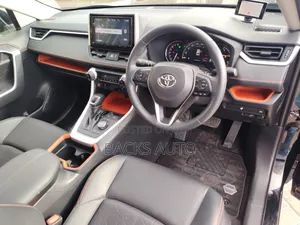 Toyota RAV4 Adventure 2019 Black