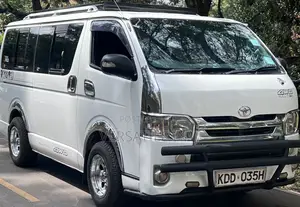 Toyota HiAce 2014 White