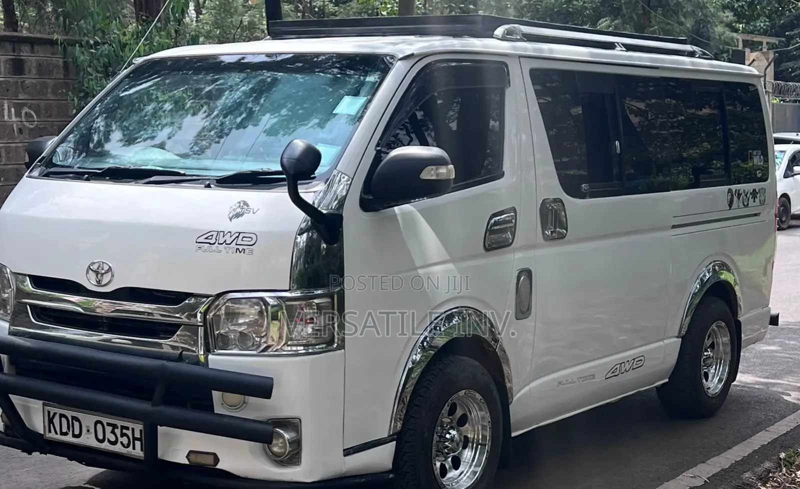 Toyota HiAce 2014 White