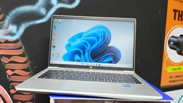 Laptop HP ProBook 440 16GB Intel Core i5 SSD 512GB - thumbnail 3