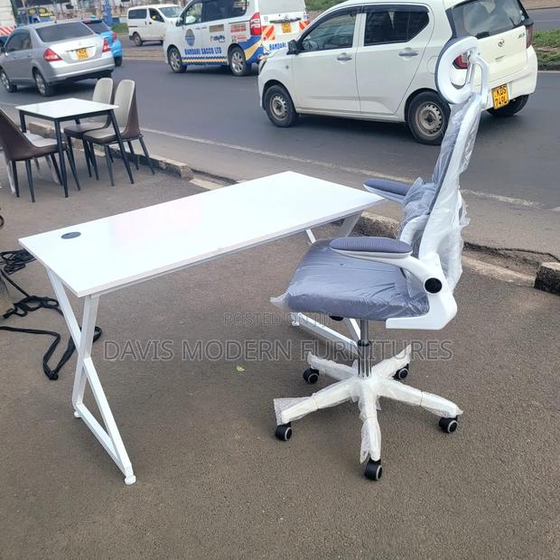 Rectangular Desk With X-Shaped Legs