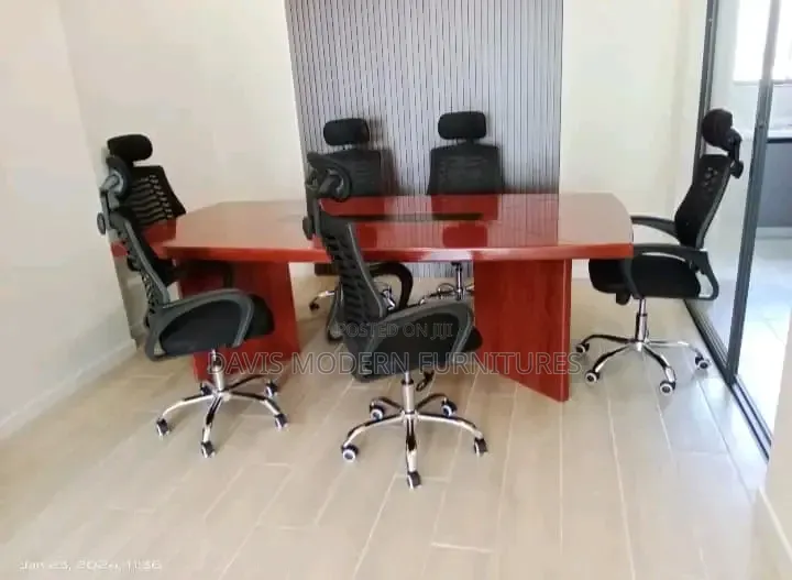 Modern Conference Set
