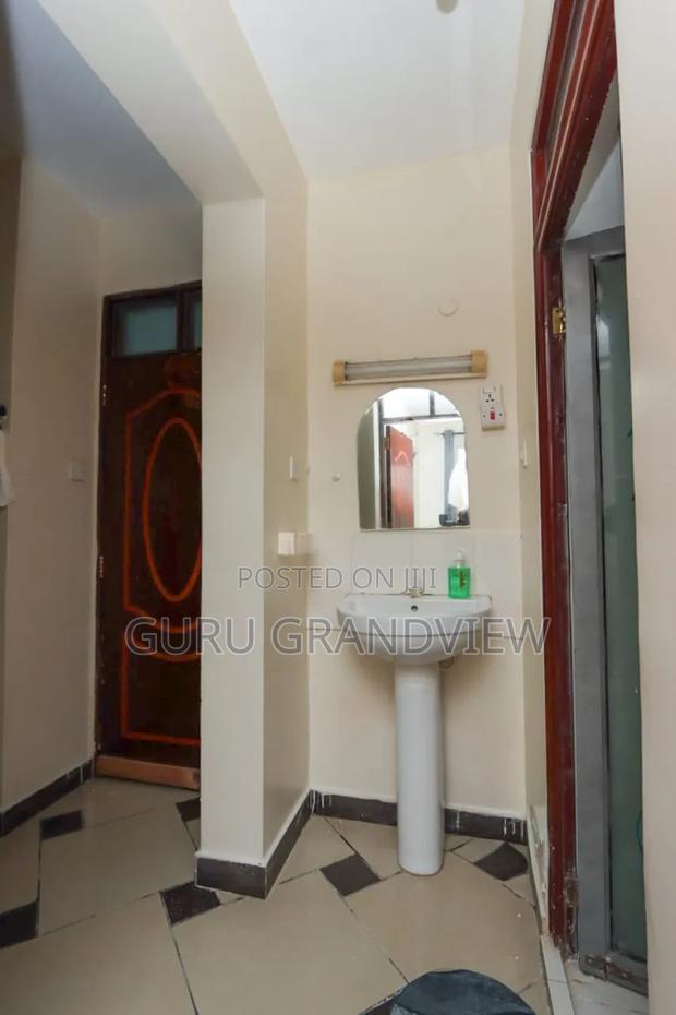 Studio Shanzu Near Pride Inn With Pool - thumbnail 3
