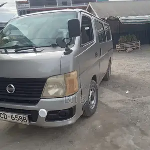 Nissan Caravan (Urvan) 2008 Grey