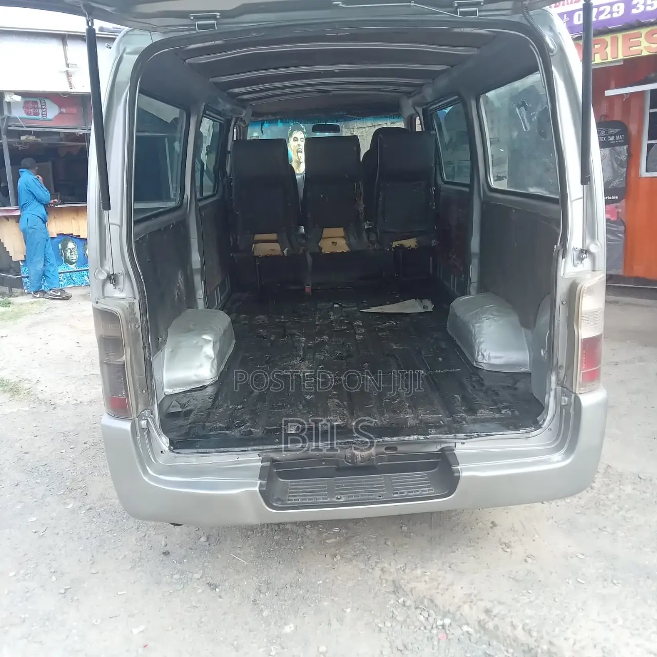 Nissan Caravan (Urvan) 2008 Grey