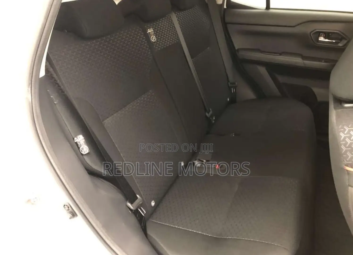Toyota Raize 1.0 AWD 2019 White