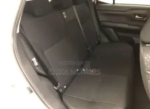 Toyota Raize 1.0 AWD 2019 White