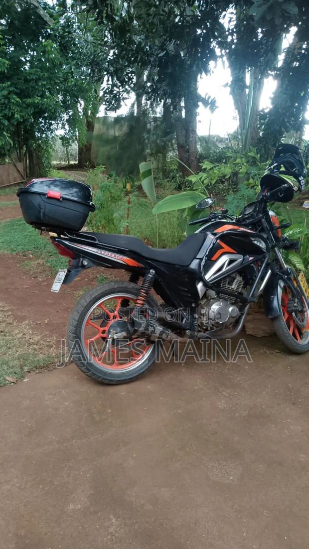 Suzuki Sport 2022 Black