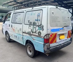 Mazda Bongo 2013 White