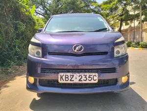 Toyota Voxy 2008 Blue