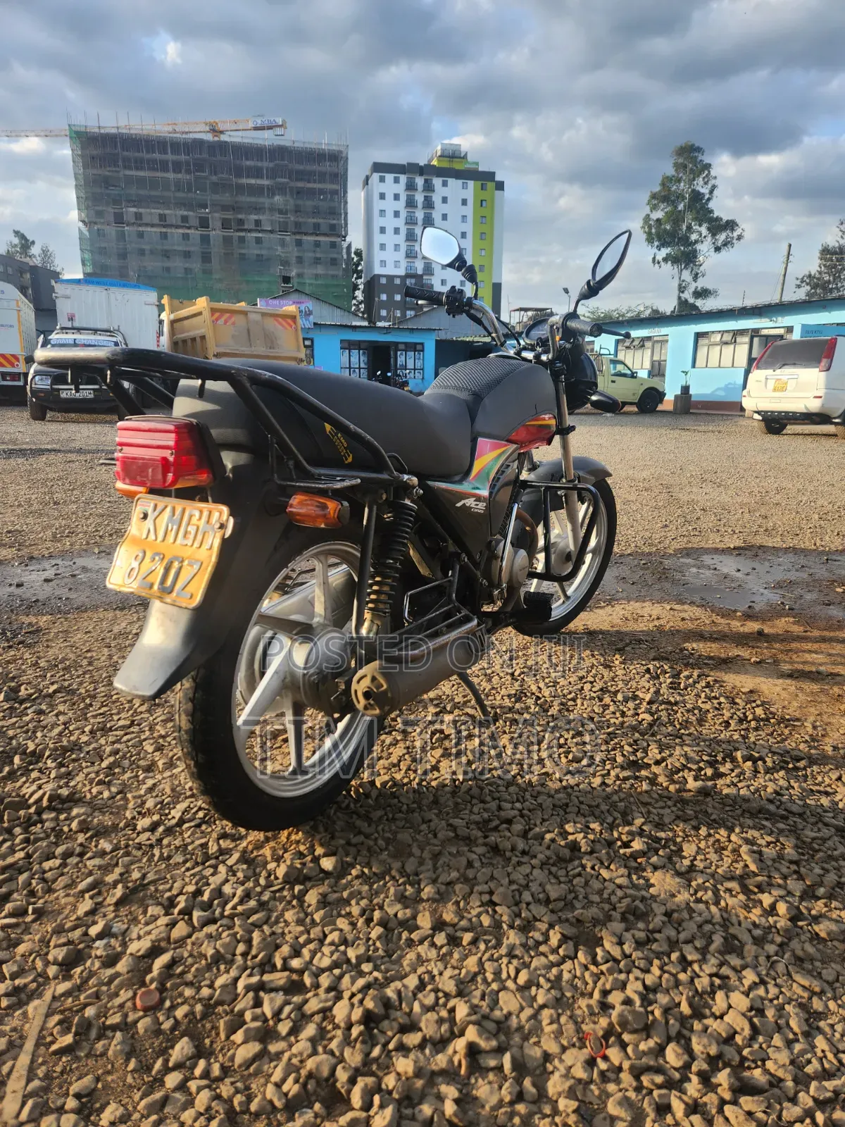 Honda CB 2025 Red
