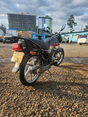 Honda CB 2025 Red