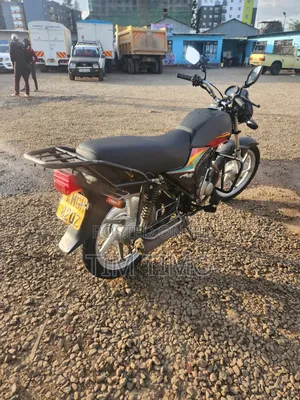 Honda CB 2025 Red