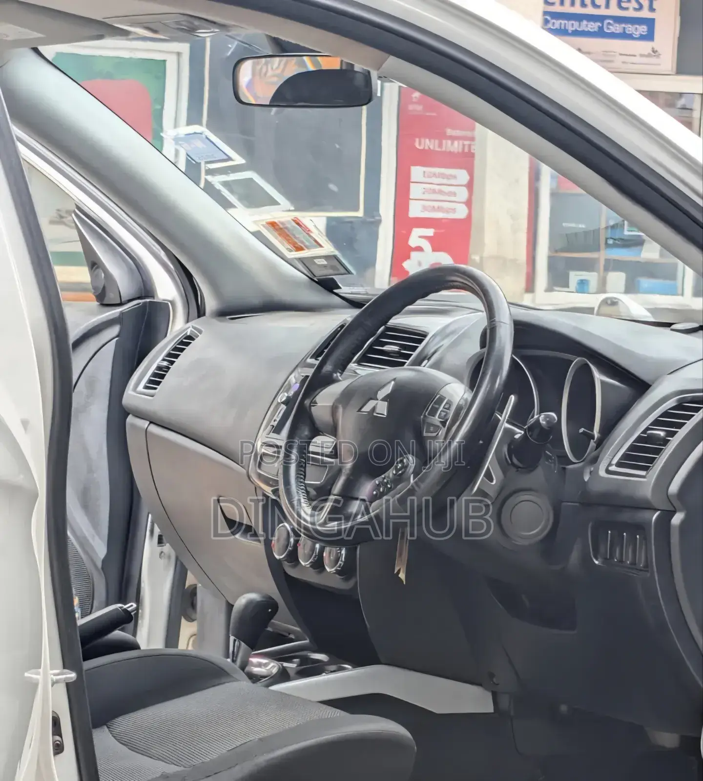 Mitsubishi RVR 2.0 2012 White