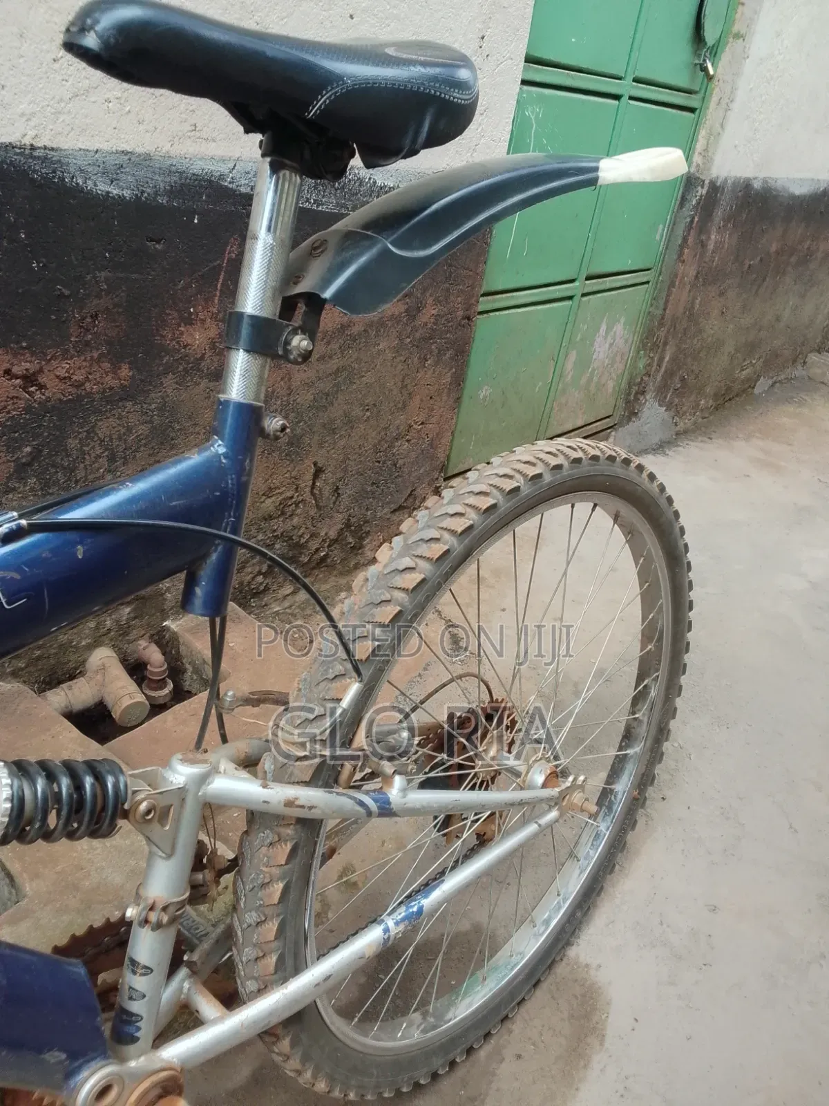 Mountain Bike With Shock System For All Terrain