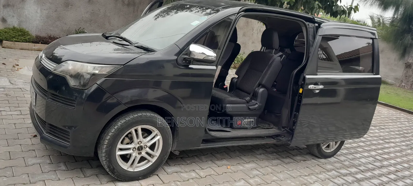 Toyota Spade 2015 Black