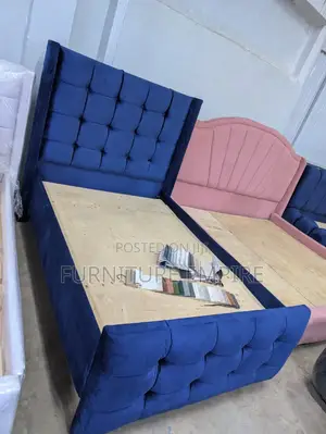 4x6 Royal Blue Chester Bed Rectangular Tufted Velvet Frame