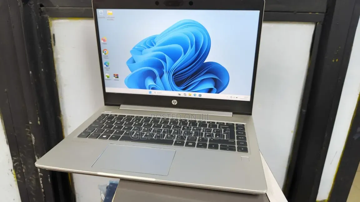 Laptop HP 8GB AMD Ryzen 5 SSD 256GB