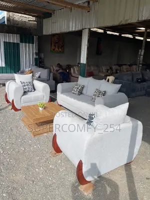 Boomerang Mahogany Stands Classic Sofa!!